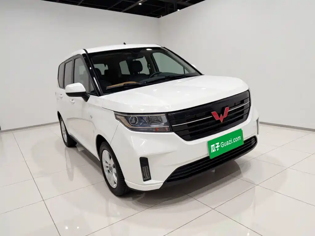 Wuling Hongguang PLUS 2021 — фото 23