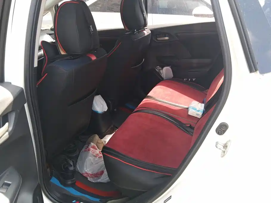 Honda Fit 2018 — фото 11
