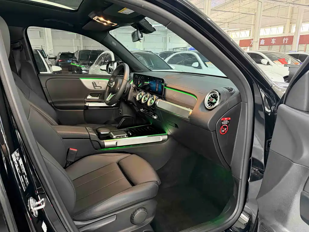 Mercedes-Benz GLB 2020 — фото 17