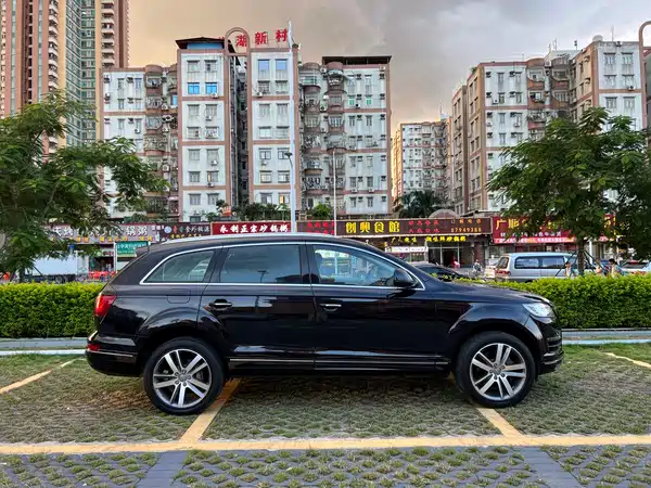 Audi Q7 2011