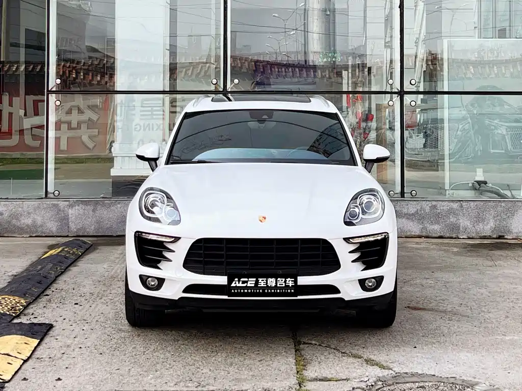 Porsche Macan 2018 — фото 2