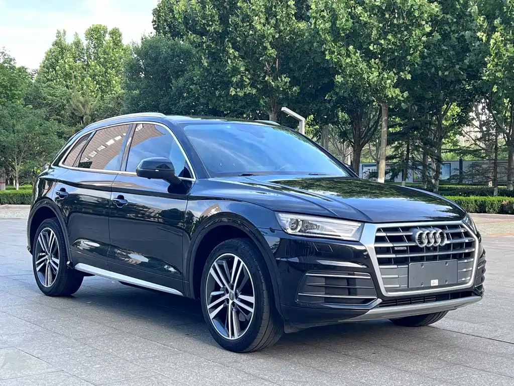 Audi Q5L 2020 — фото 3