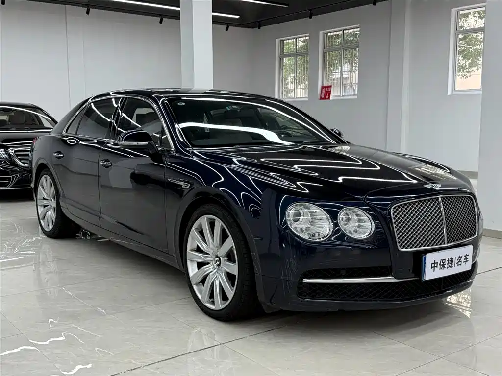 Bentley Flying Spur 2016 — фото 2