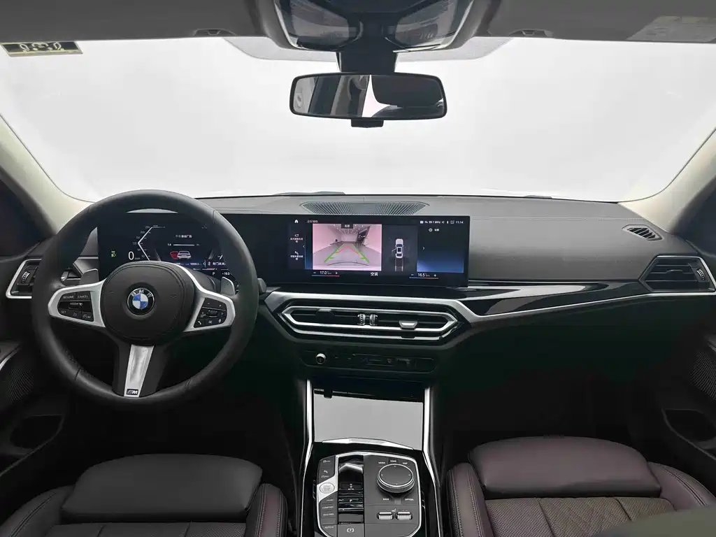 BMW 3 Series 2023 — фото 15