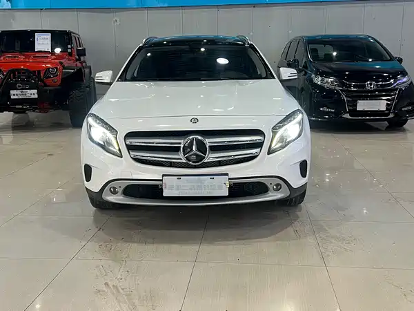 Mercedes-Benz GLA 2017
