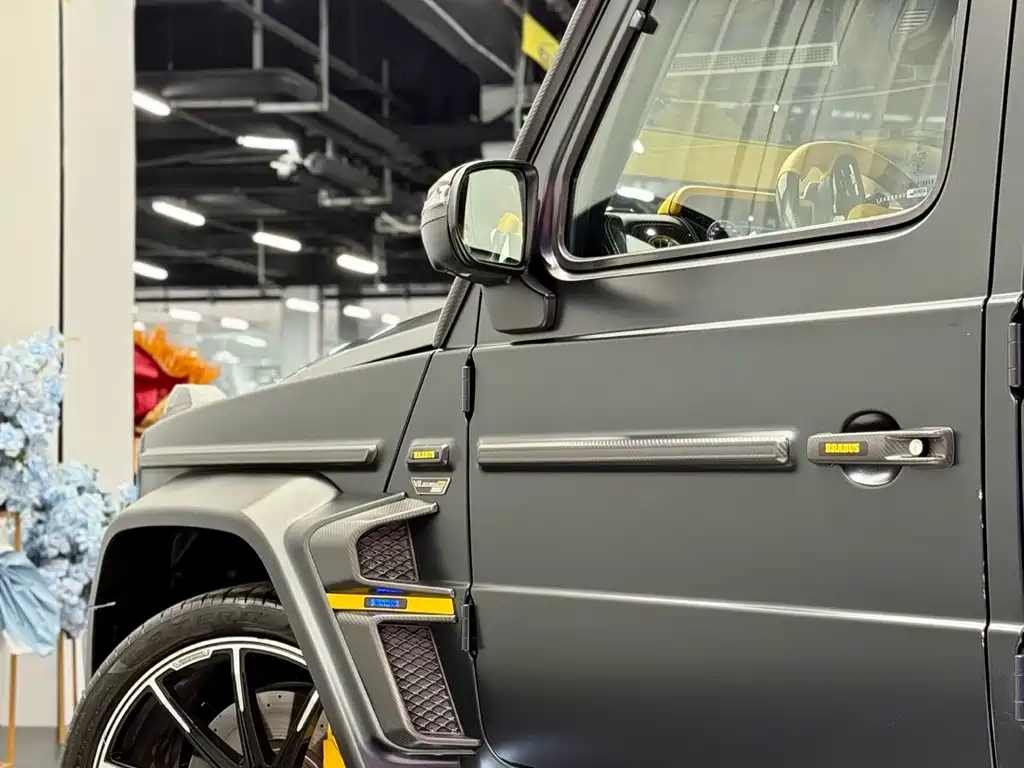 Mercedes-Benz G-Class 2023 — фото 14