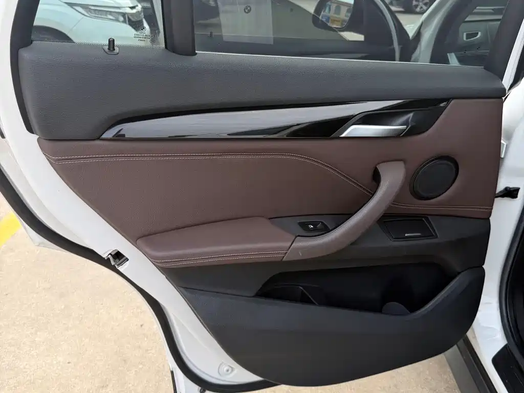BMW X1 2020 — фото 17