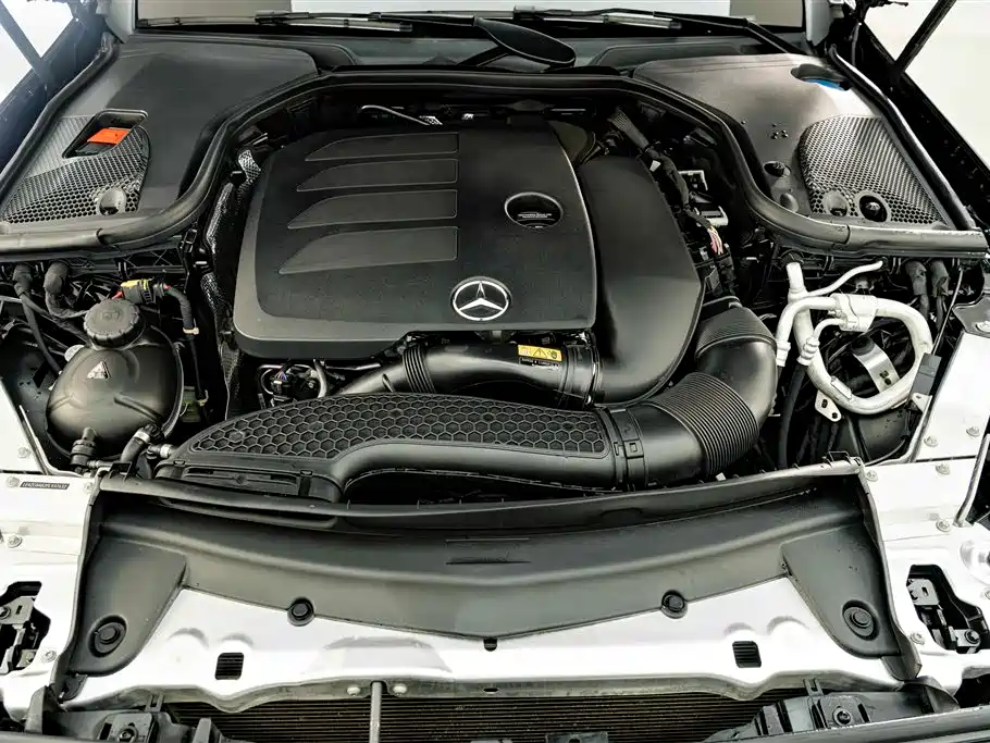 Mercedes-Benz E-Class 2023 — фото 24