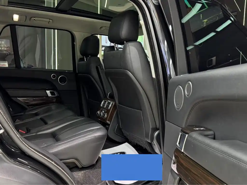 Land Rover Range Rover 2019 — фото 13