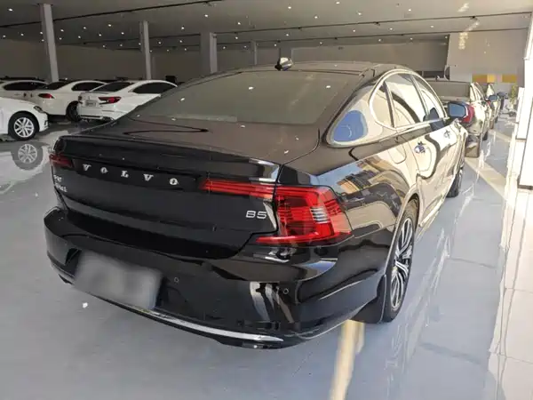 Volvo S90 2021