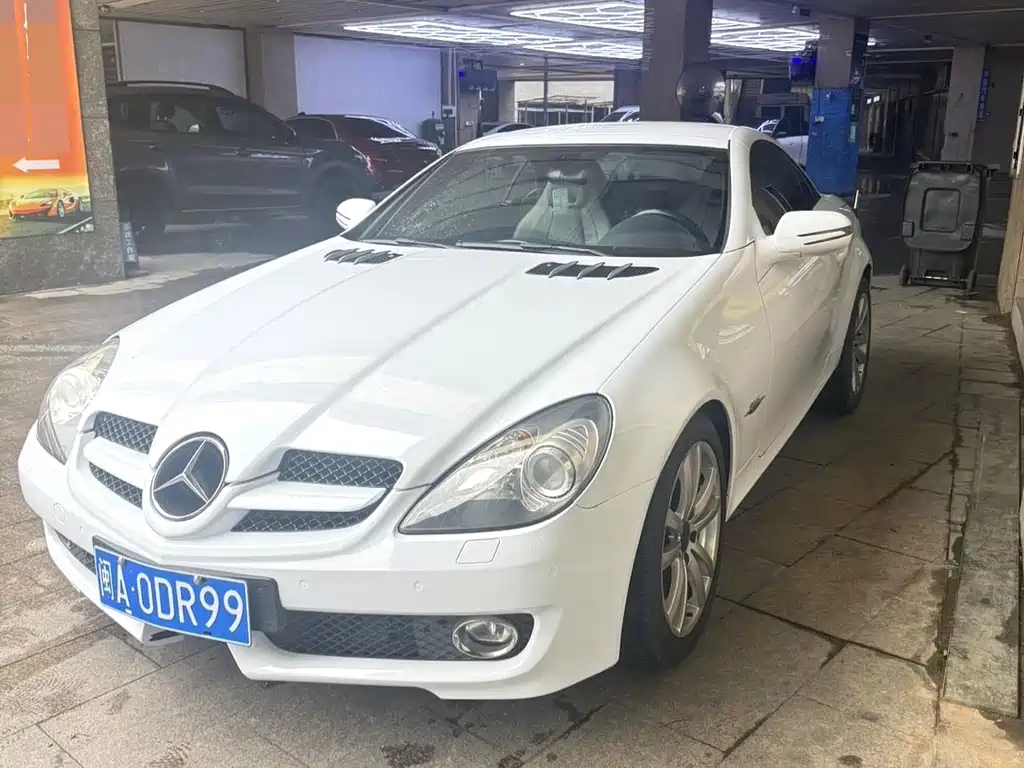 Mercedes-Benz SLK-Class 2011