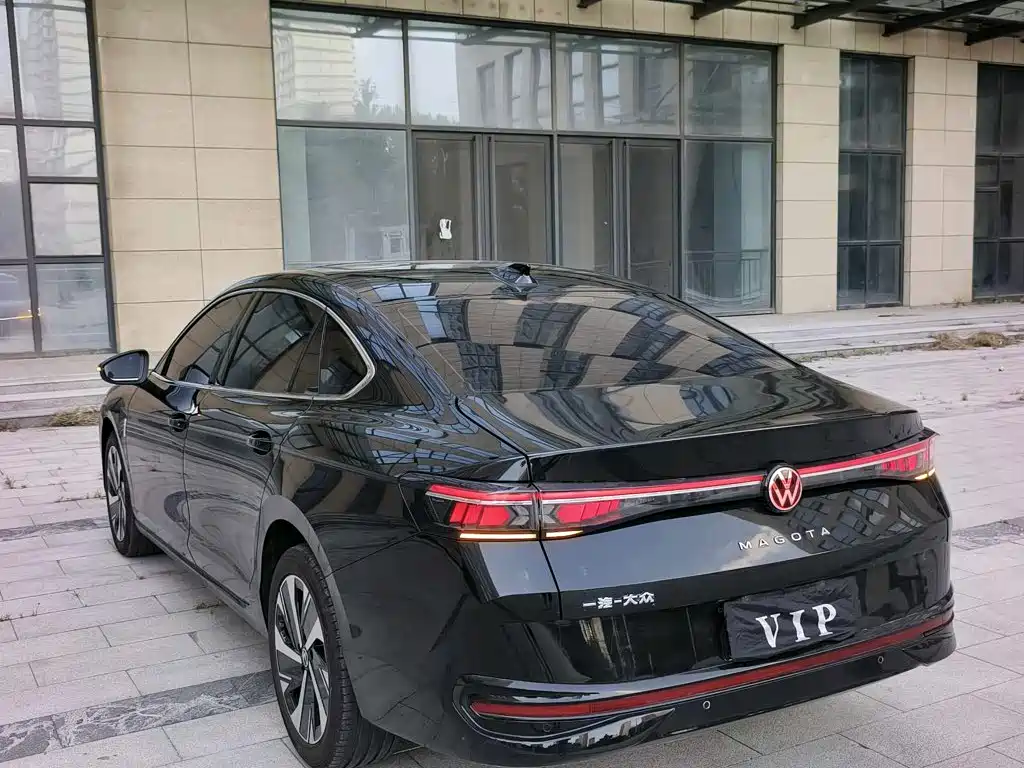 Volkswagen Magotan 2026