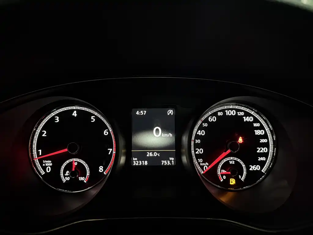 Volkswagen Passat 2018 — фото 10