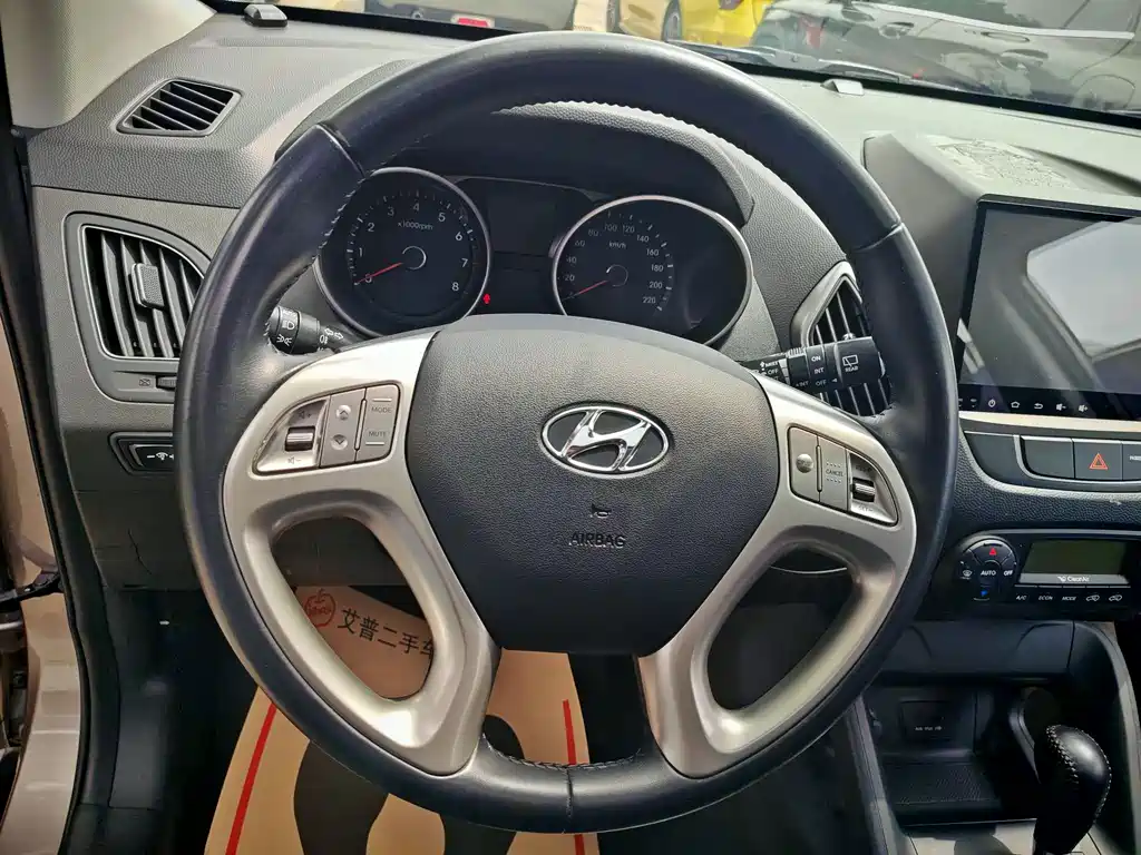 Hyundai ix35 2016 — фото 16