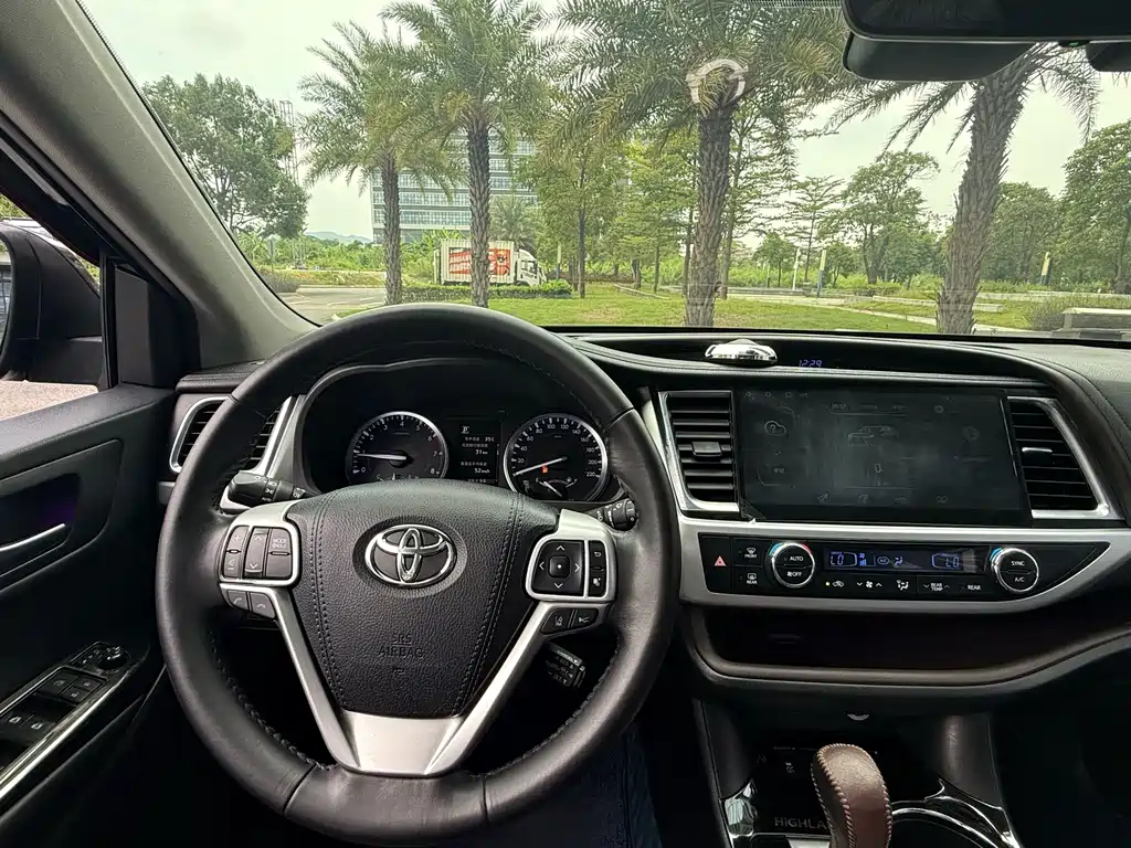 Toyota Highlander 2021 — фото 20