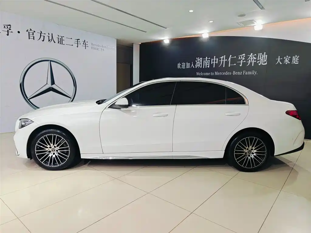Mercedes-Benz C-Class 2022 — фото 2