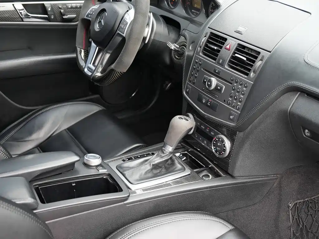 Mercedes-Benz C-Class AMG 2012 — фото 6