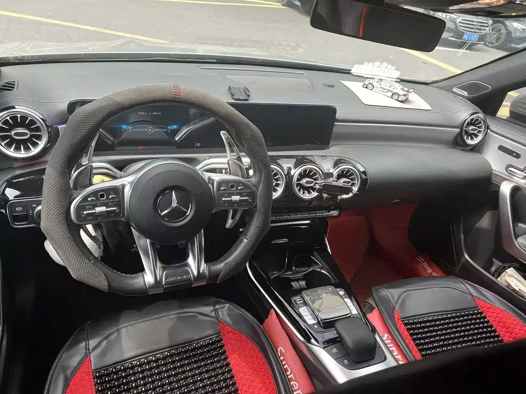 Mercedes-Benz A-Class AMG 2021 — фото 6