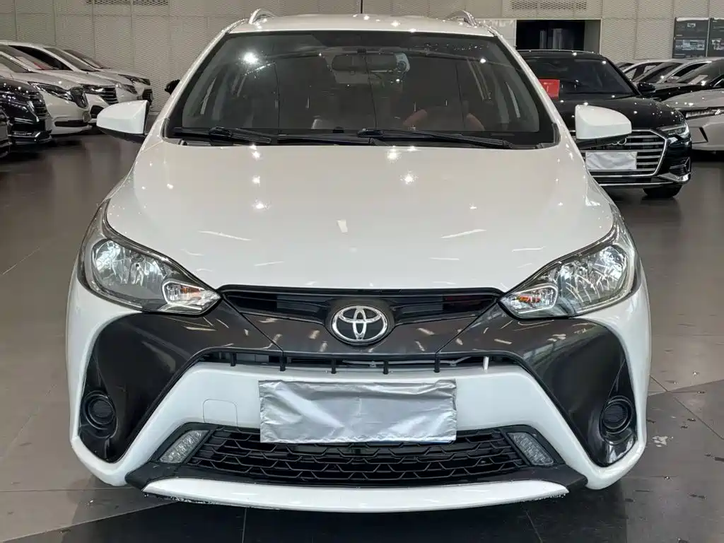 Toyota Yaris L 2020