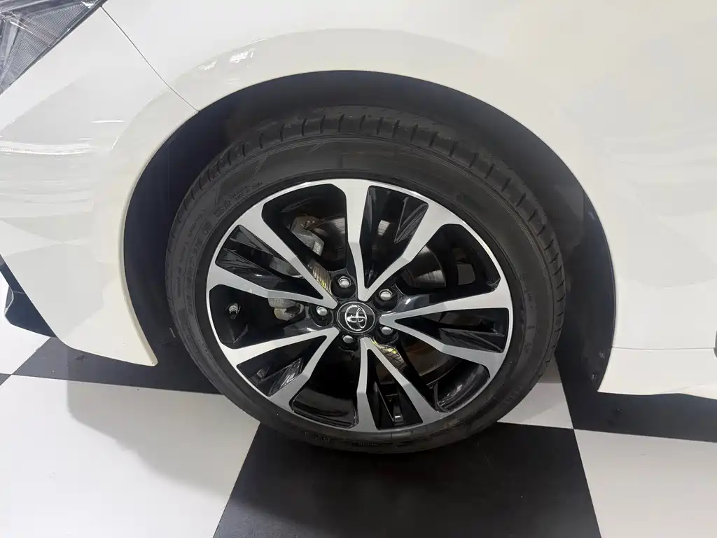 Toyota Levin 2022 — фото 18
