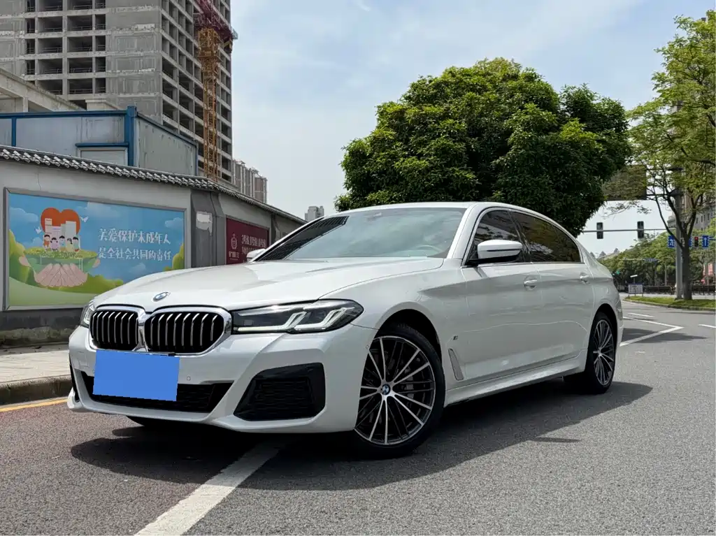 BMW 5 Series 2023