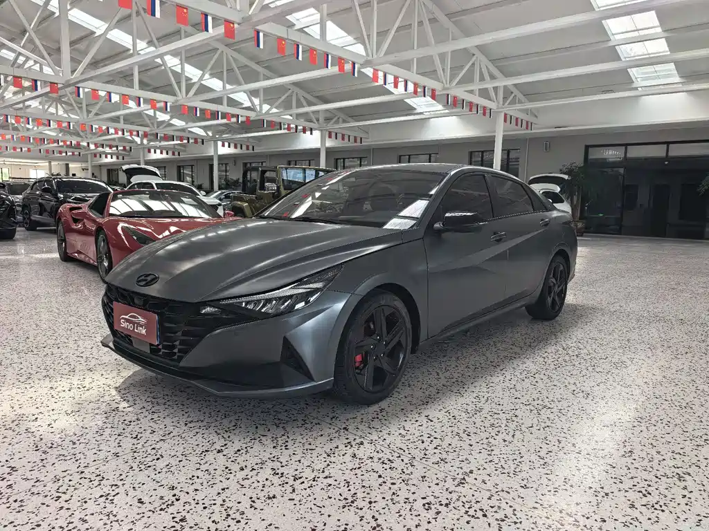 Hyundai Elantra 2023