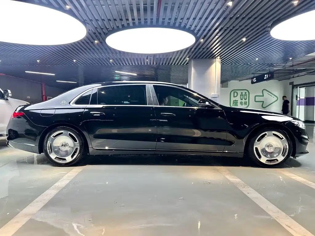 Mercedes-Benz Maybach S-Class 2023 — фото 20