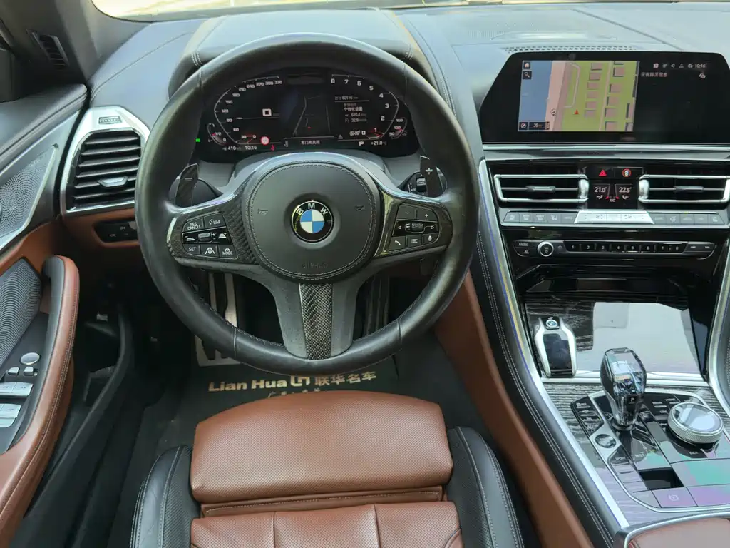 BMW 8 Series 2021 — фото 19