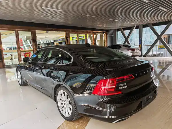 Volvo S90 2018