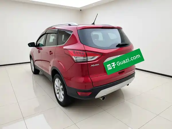 Ford Kuga 2015