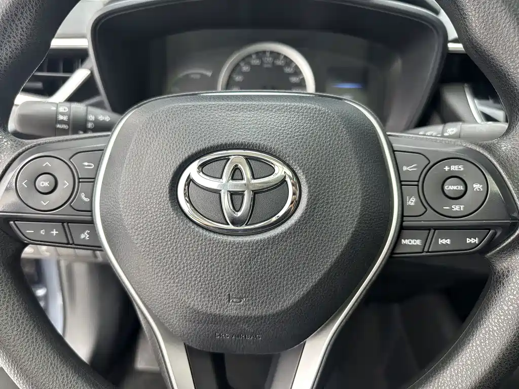 Toyota Corolla 2023 — фото 14