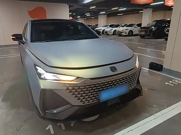 Changan UNI-V 2022