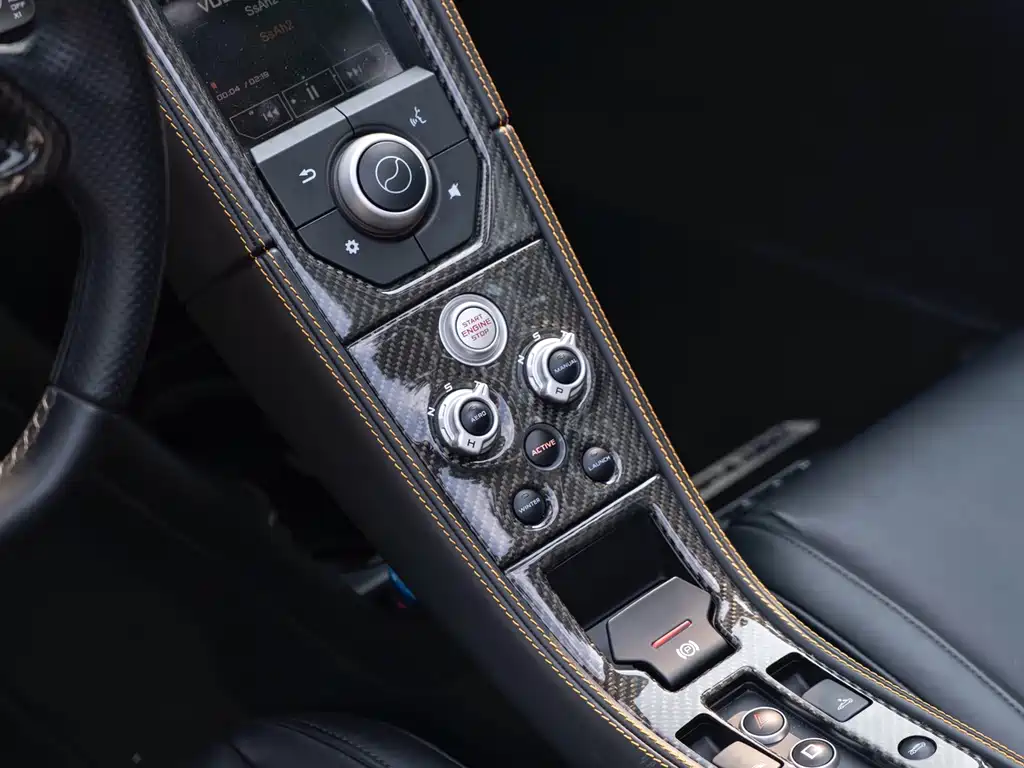 McLaren 12C 2014 — фото 17