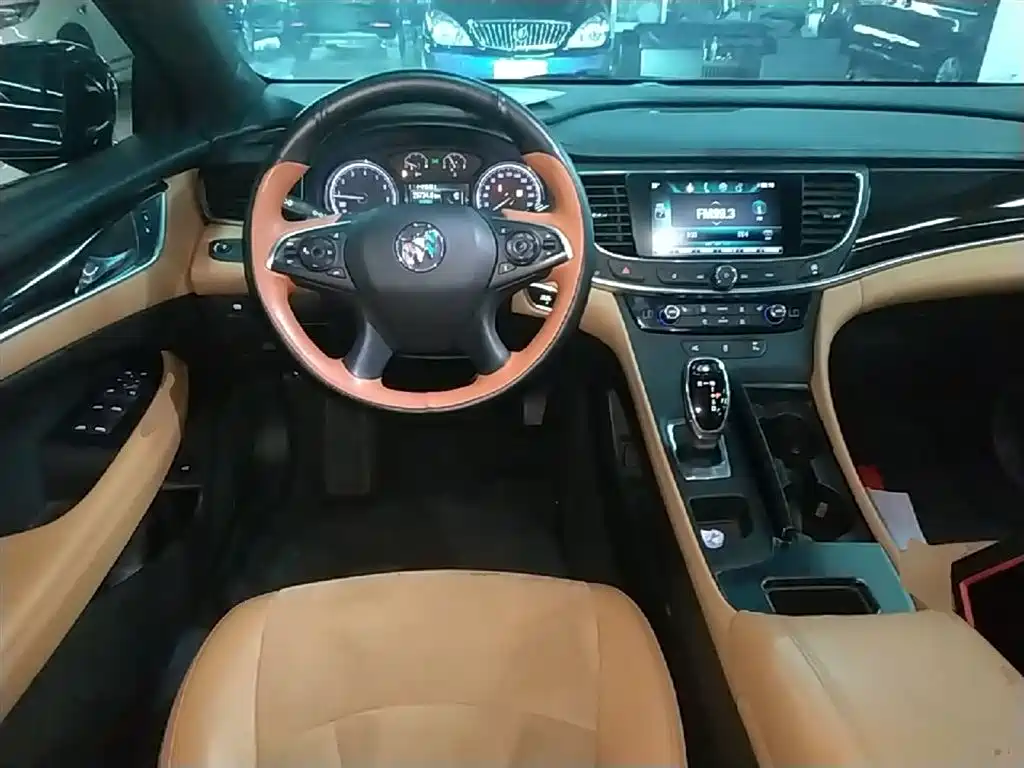 Buick LaCrosse 2019 — фото 11