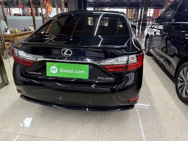 Lexus ES 2015