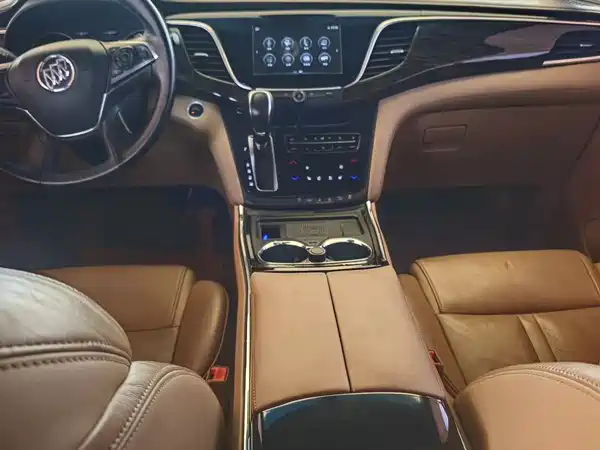 Buick GL8 2018