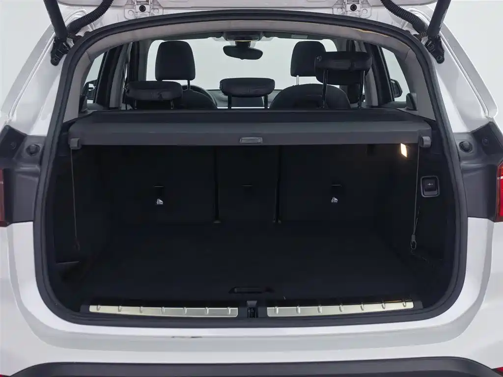 BMW X1 2016 — фото 16