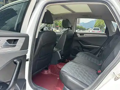 Volkswagen Sagitar 2023