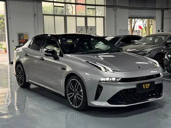 Lynk & Co 03 2025