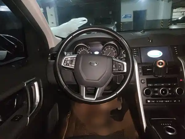 Land Rover Discovery Sport 2016