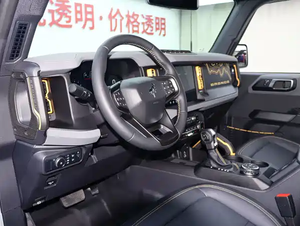 Ford Bronco 2025