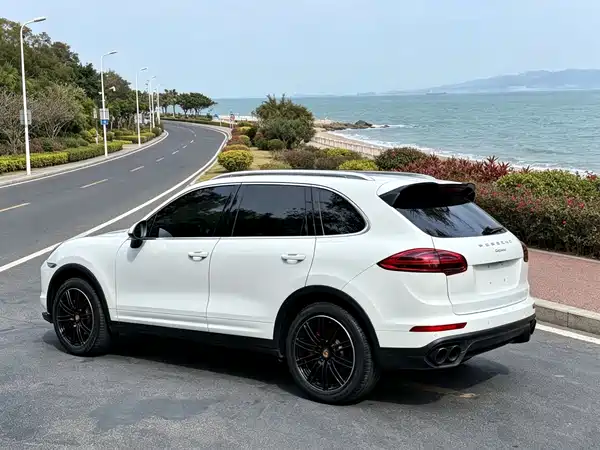 Porsche Cayenne 2012