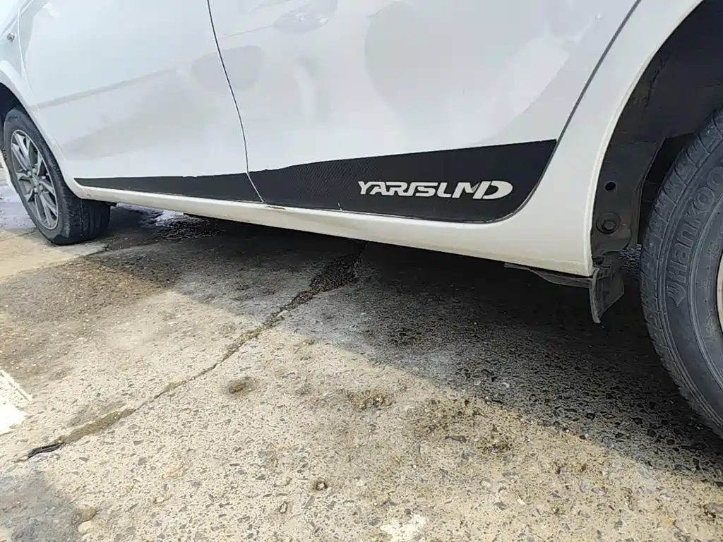 Toyota Yaris L 2020 — фото 22