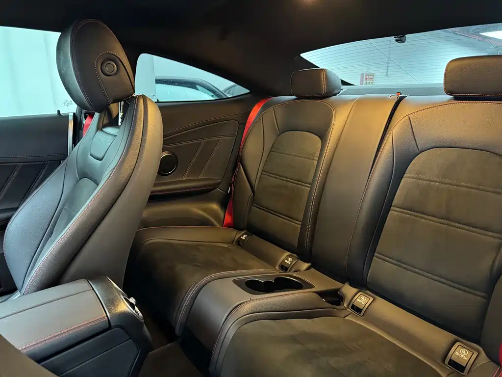 Mercedes-Benz C-Class 2023 — фото 9