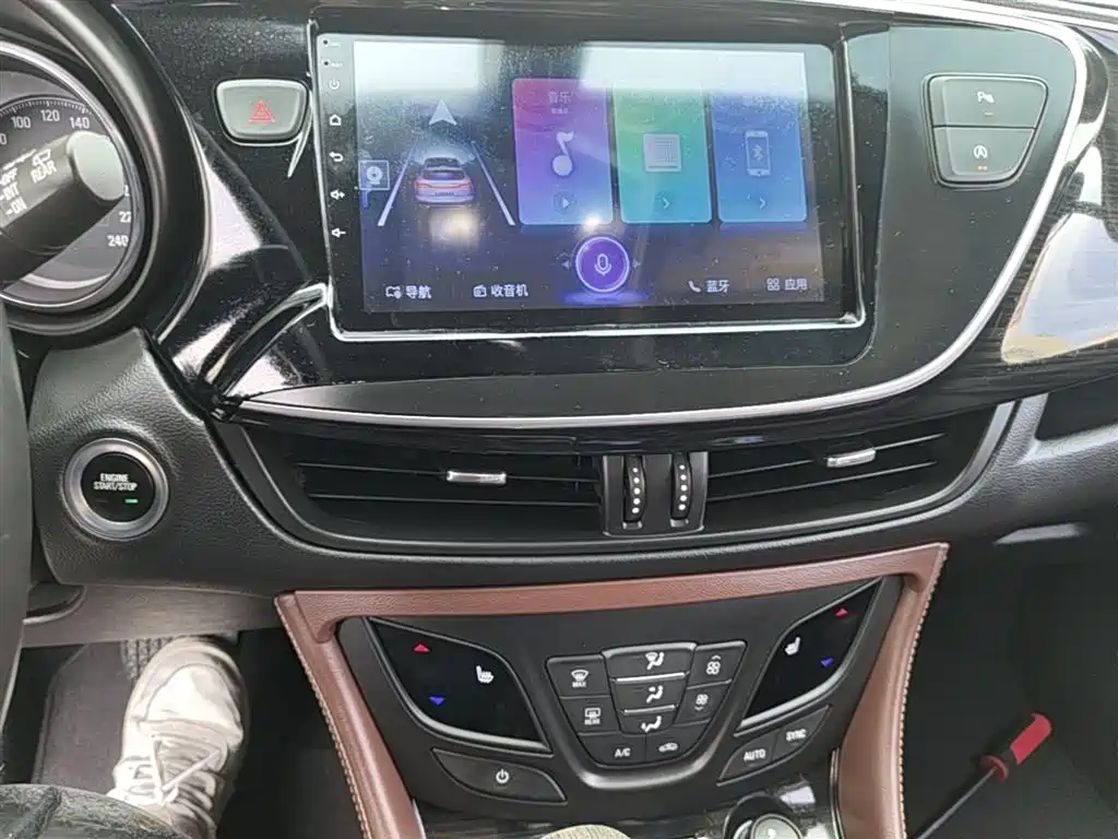 Buick Envision Plus 2020 — фото 13