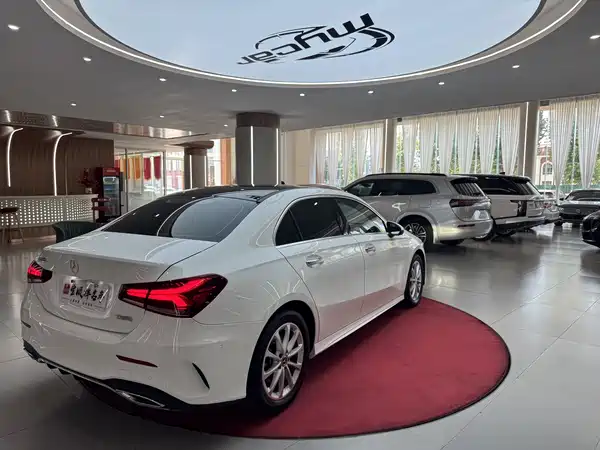 Mercedes-Benz A-Class 2021