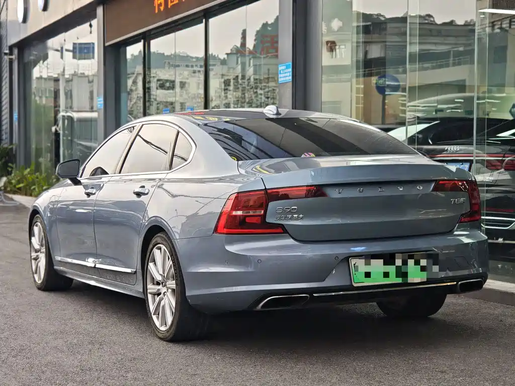 Volvo S90 PHEV 2018 — фото 3