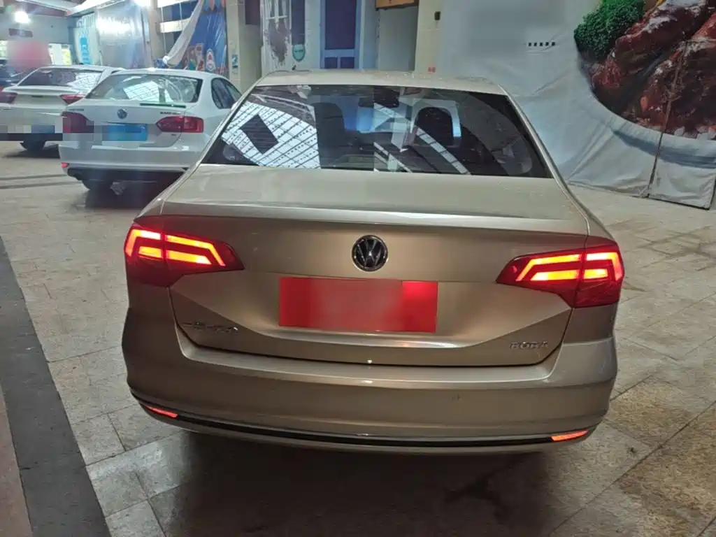 Volkswagen Bora 2016