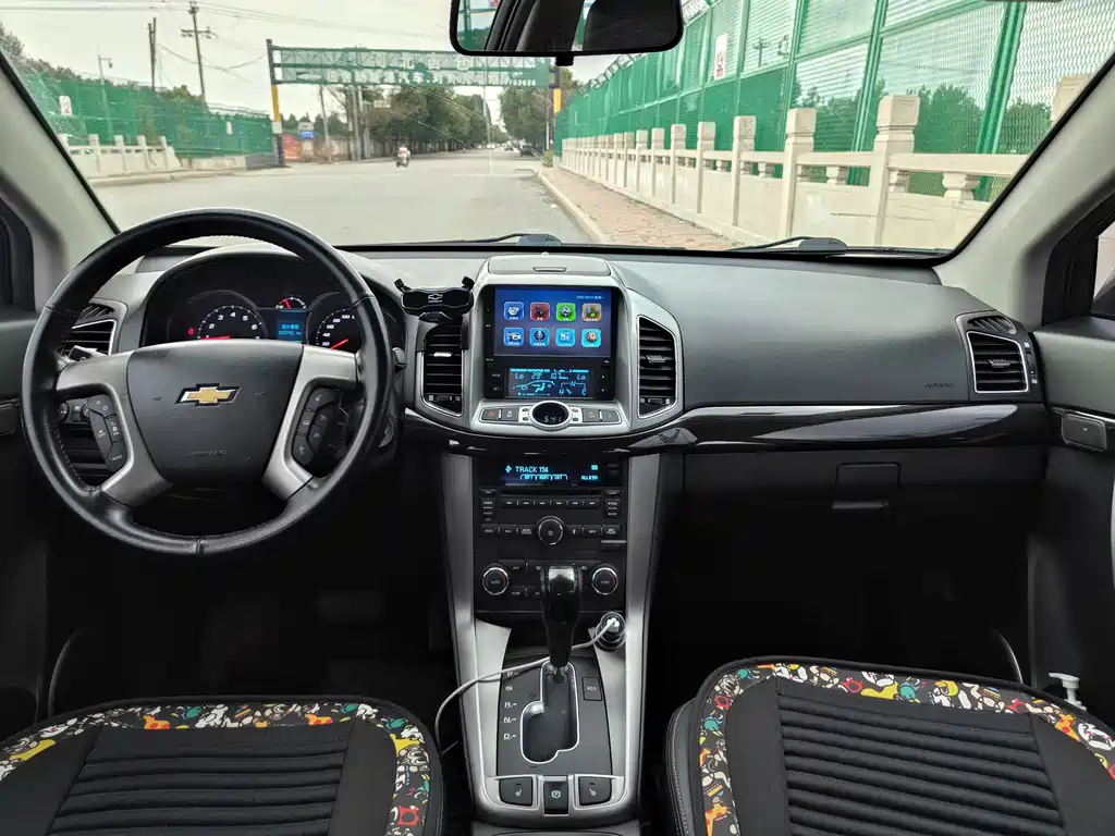 Chevrolet Captiva 2016 — фото 11