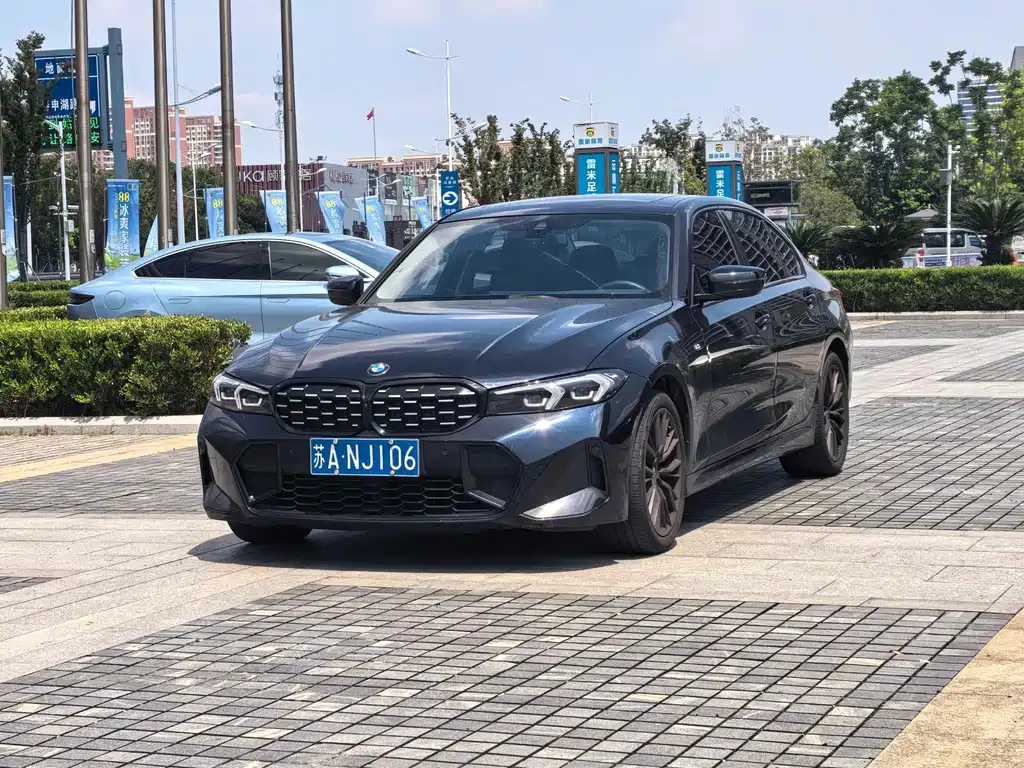 BMW 3 Series 2023